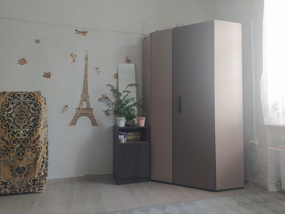 Продам кімнату в центрі міста