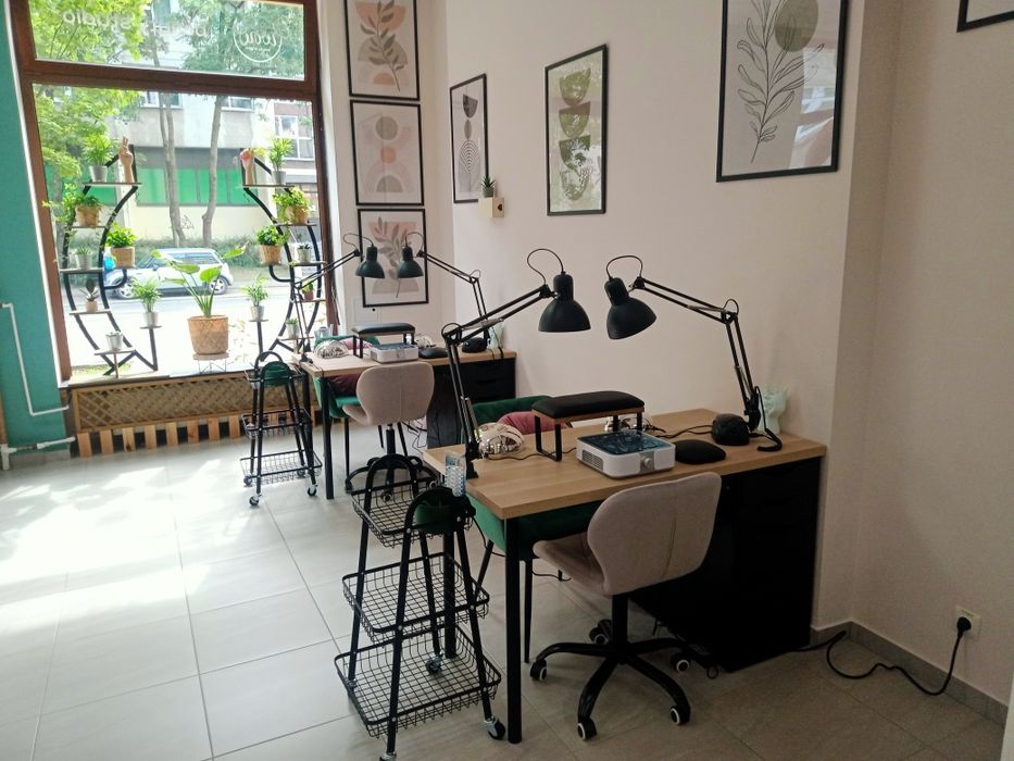 Stanowisko manicure wynajem
