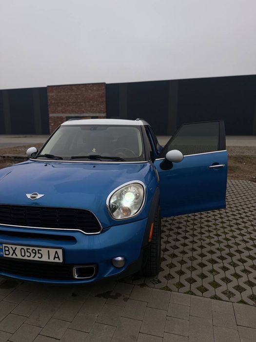Продам стильний та динамічний MINI Cooper S Countryman 2013 року