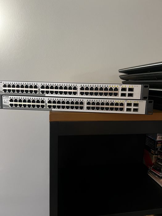Switch de rede D-LINK  2 unidades
