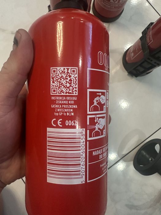 Вогнегасник автобобільний ,порошковий,Польща 2025рік