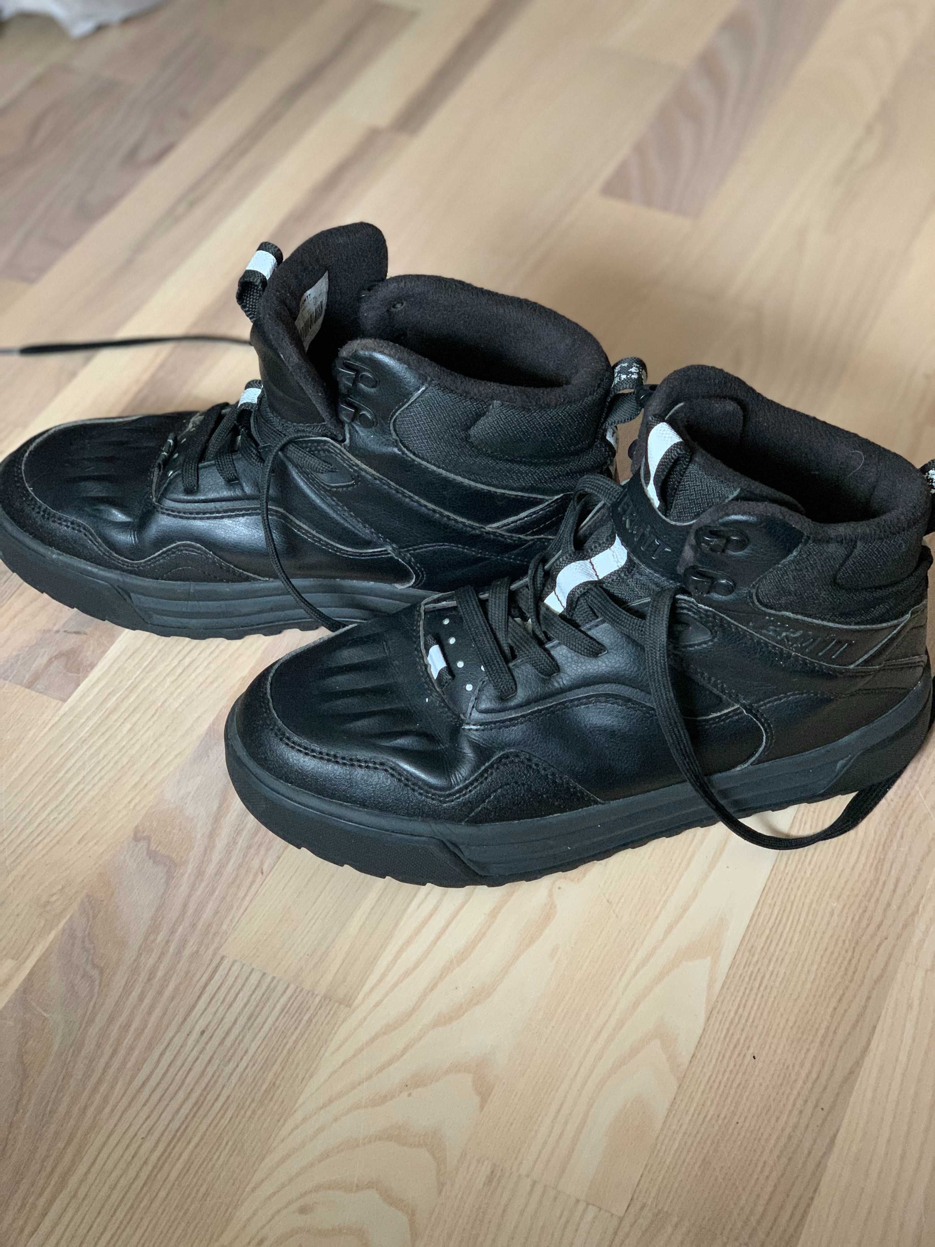 Zimowe buty chłopięce, rozmiar 41