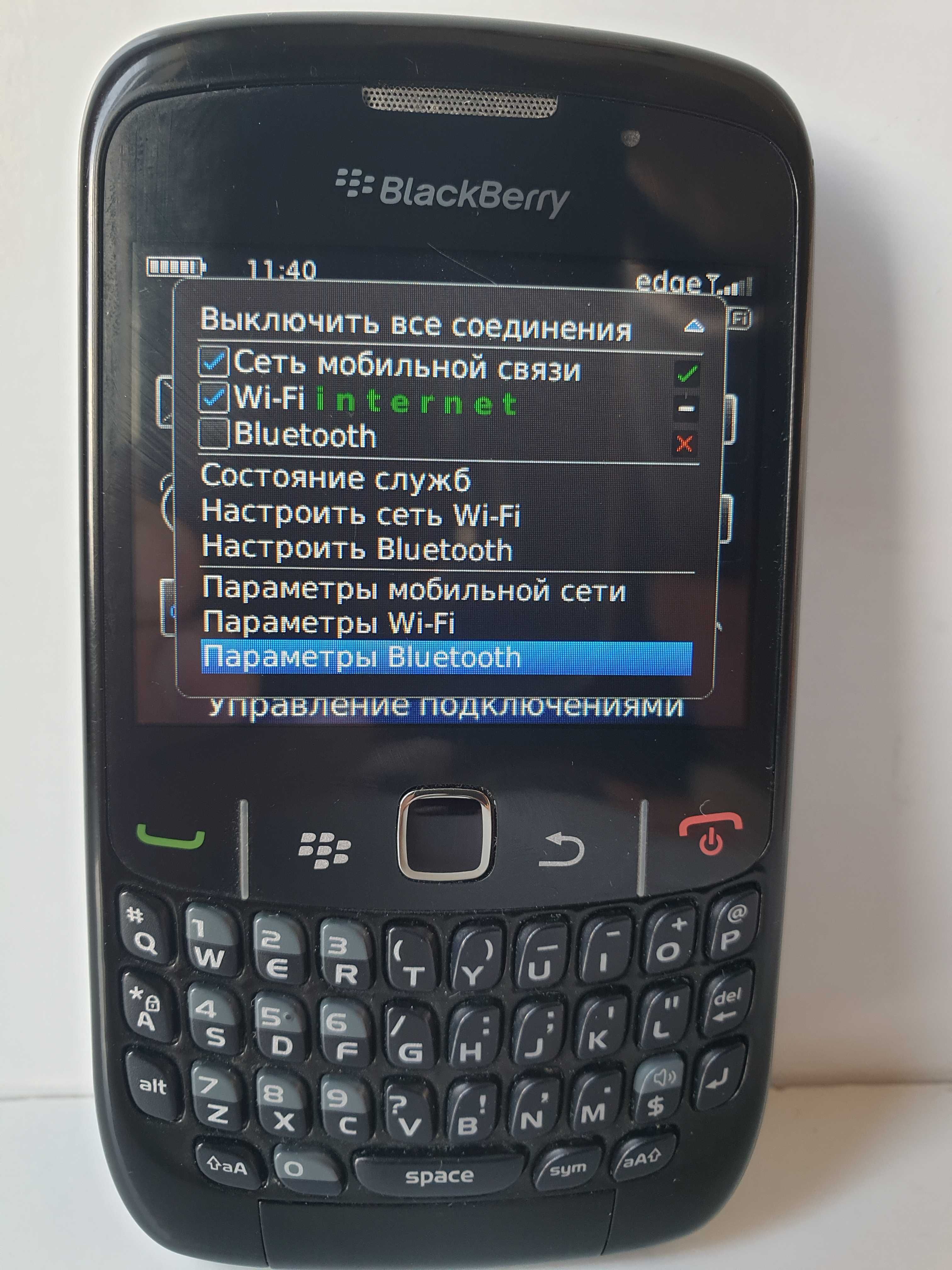 телефон BlackBerry 8520