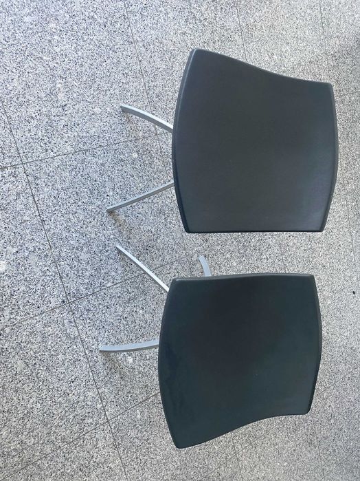 2 Bancos de Cozinha Gimlet da Paris Sete