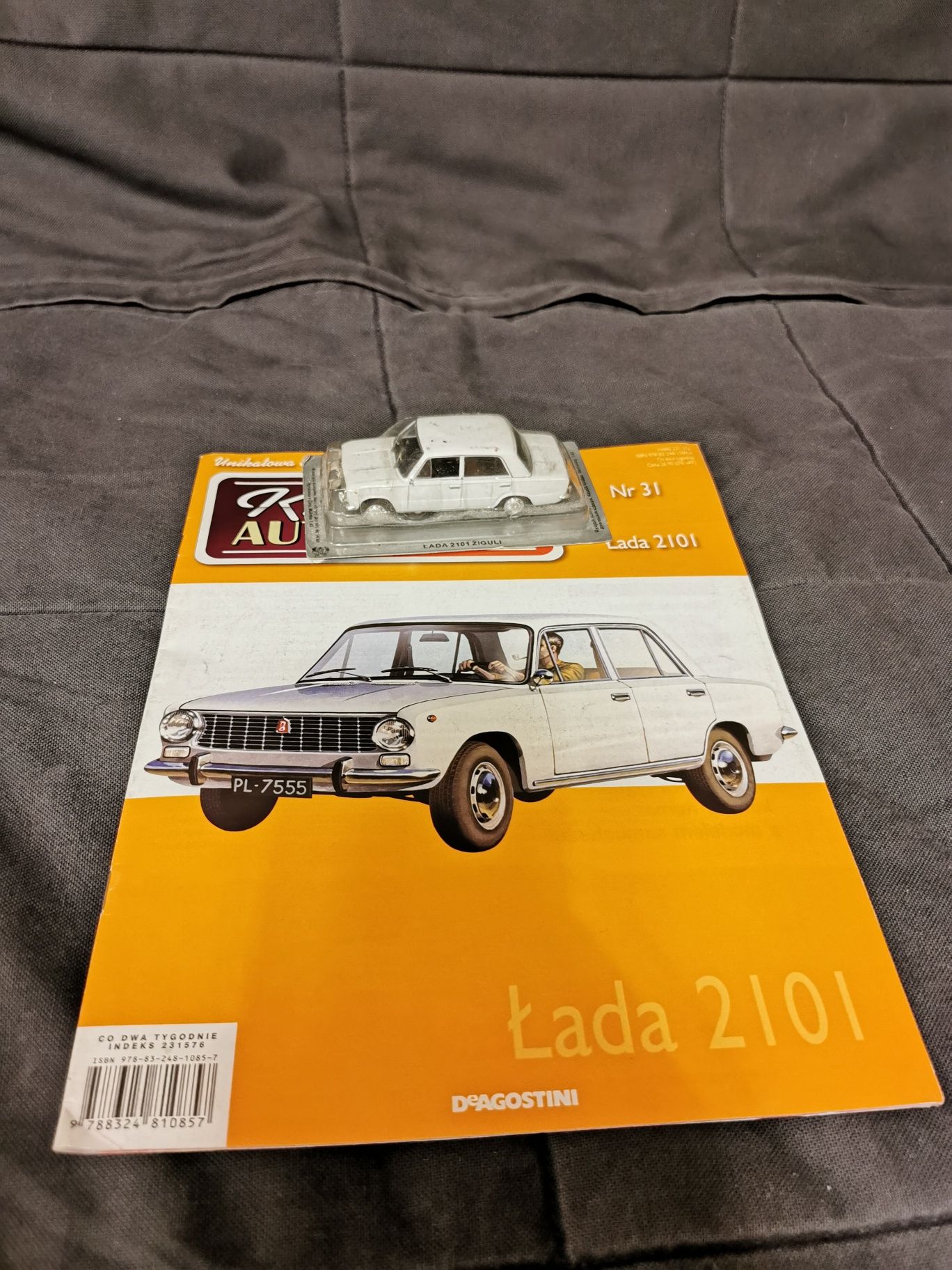 Łada 2101 1:43 model DeAgostini