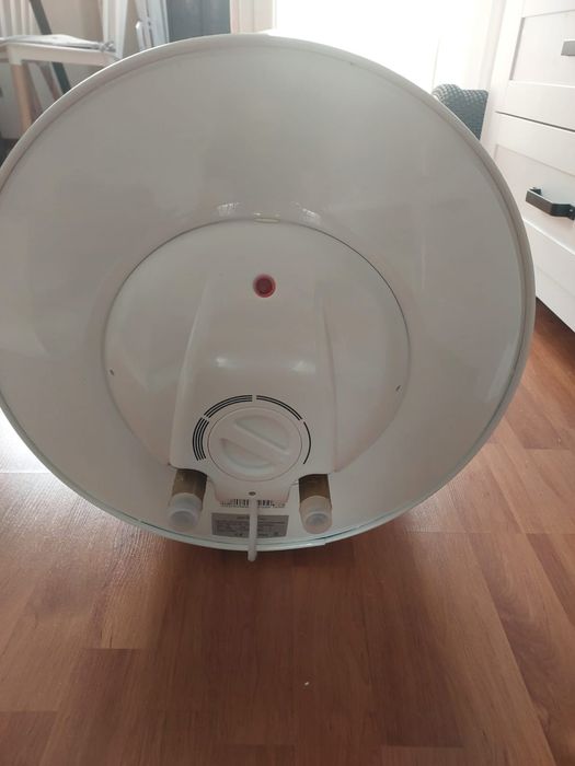Bojler Podgrzewacz elektryczny Regent 80L