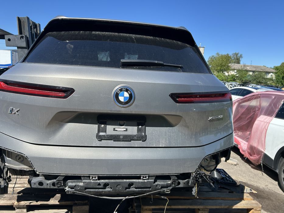 Продам запчастини бмв ix bmw ix в хорошому стані