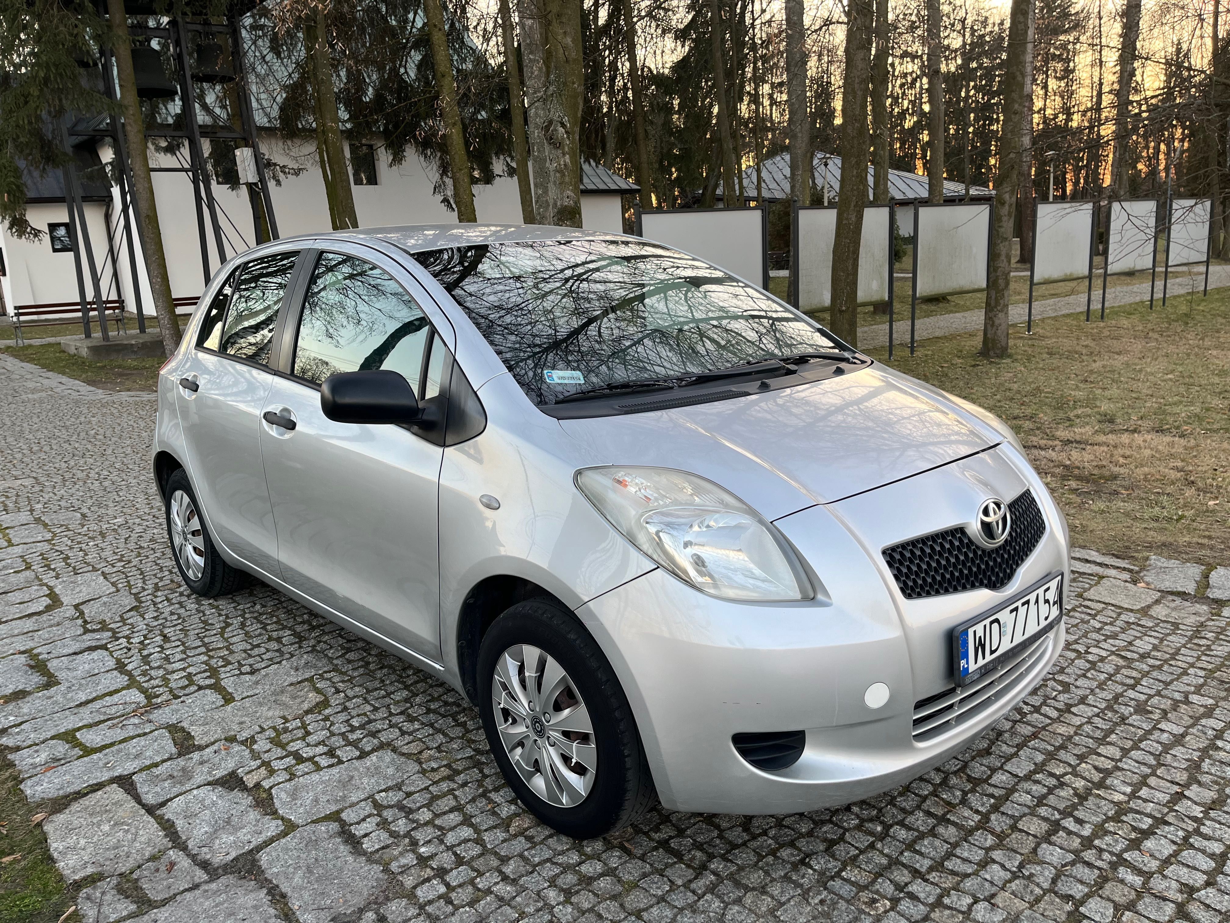 Toyota Yaris MK2 5d 1.0 benzyna !!! 2008 rok !!!