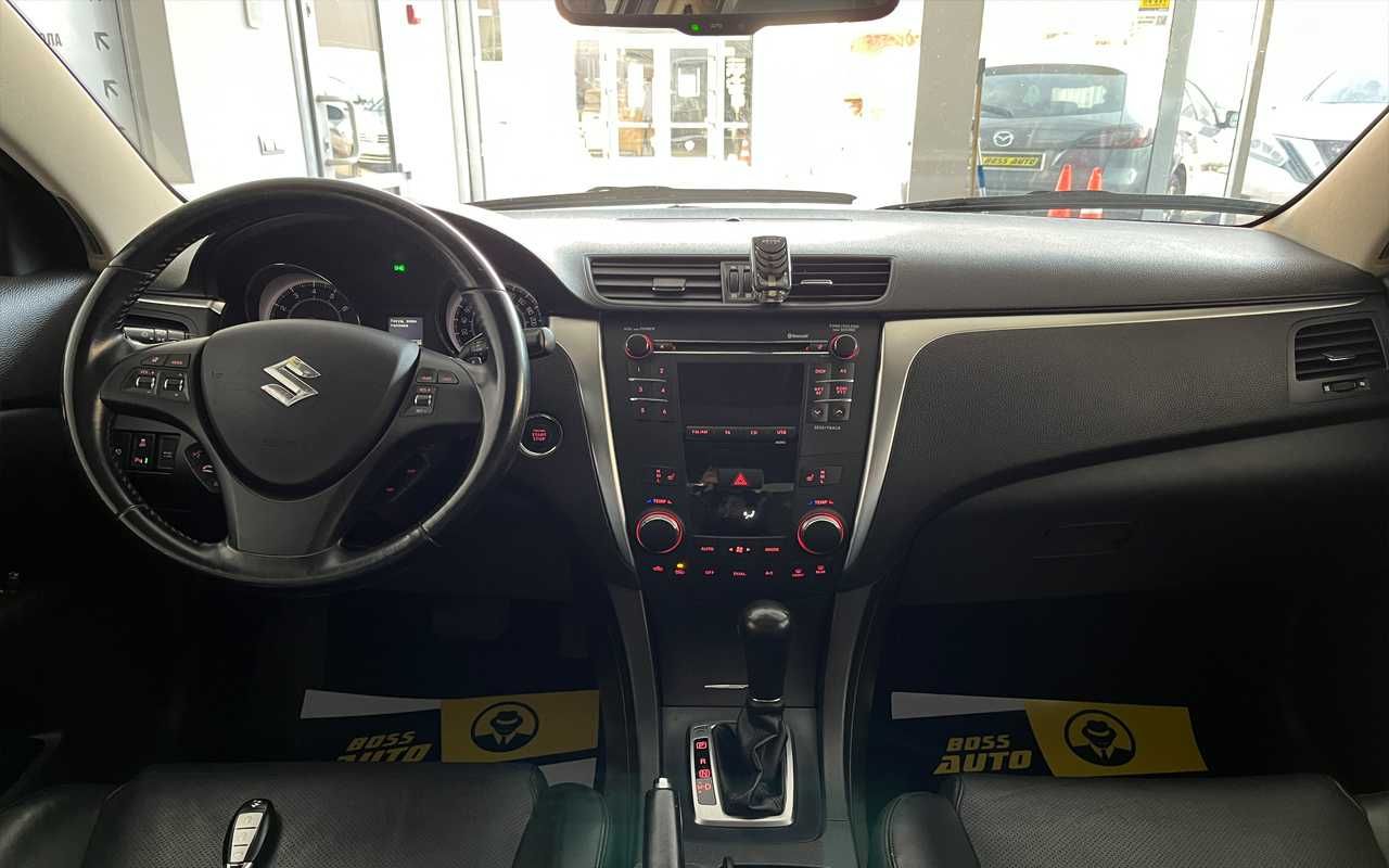Suzuki Kizashi 2010