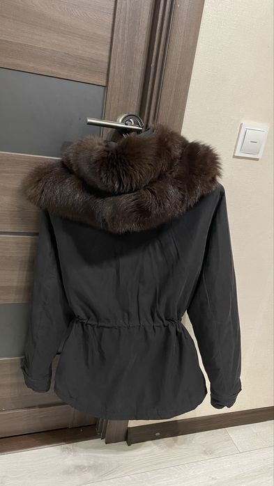 Продам жіночу  куртку