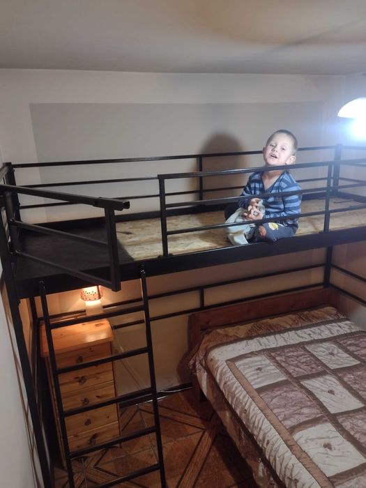 Łóżko na antresoli,antresola