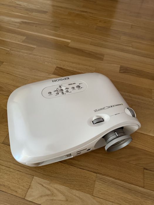 Epson EMP-TW680 проектор