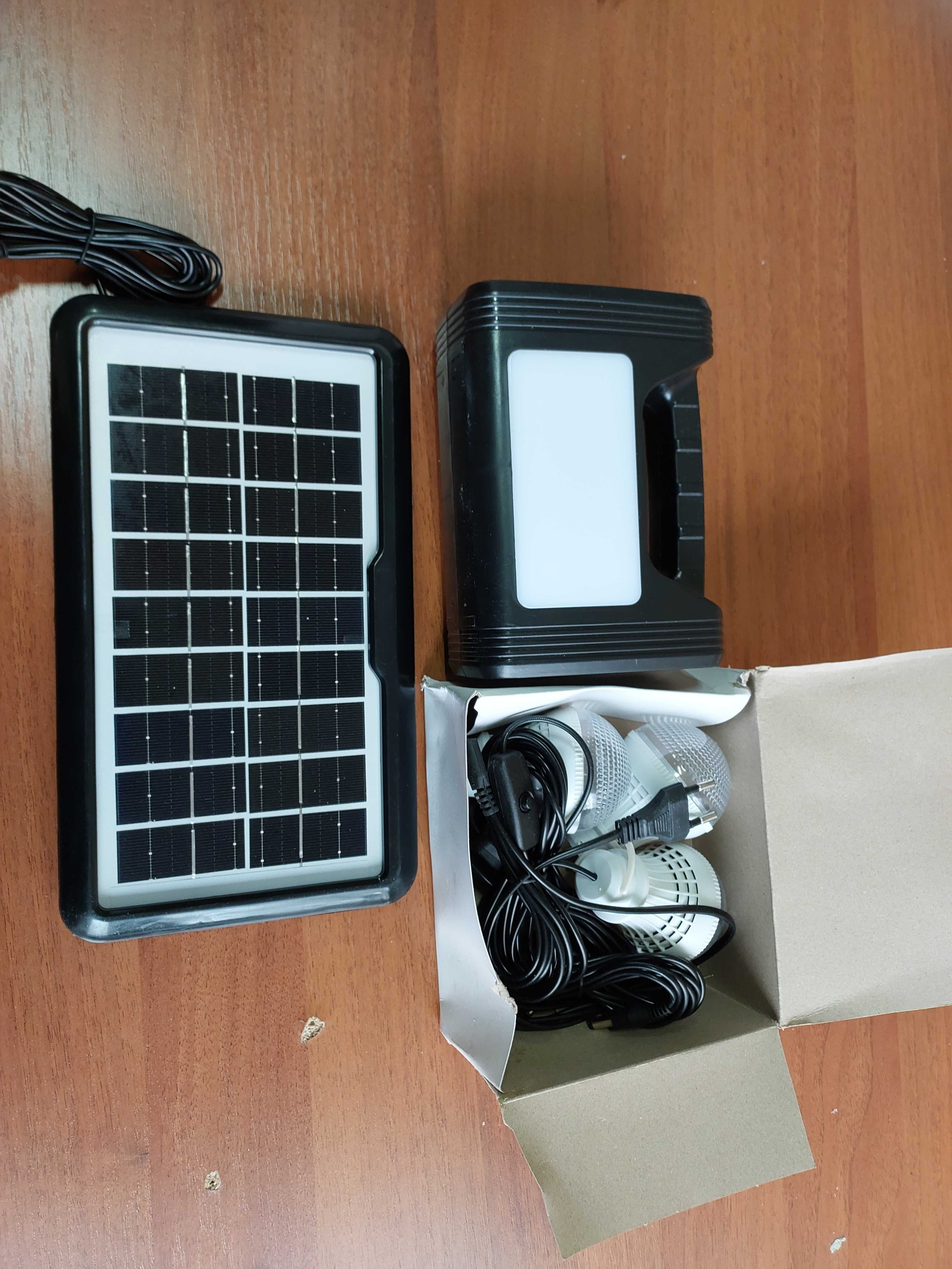 Аварийный фонарь Power Bank Gd-Lite CCLamp GD-8017 с солнечной бат