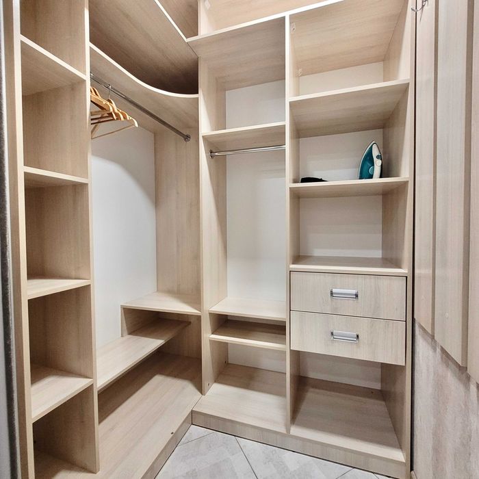 ApartPoltava Світла квартира ПАНОРАМНИЙ вид ЦЕНТР, звітні документи