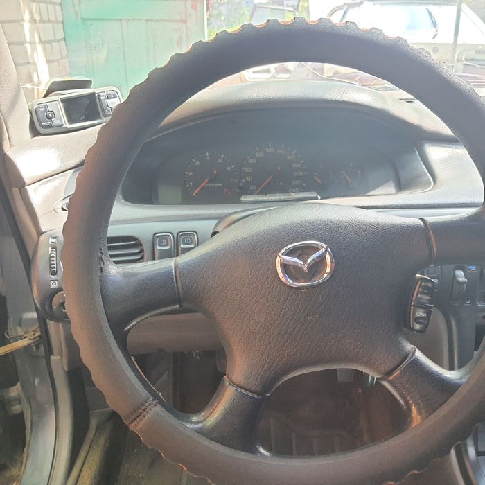 Mazda 626 GE 2.5V6