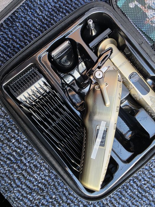 Професійний набір машинок 2в1 - метал, кейс. Новий