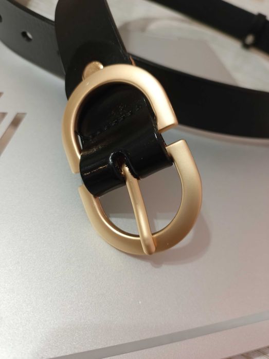 Ремінь   жіночій