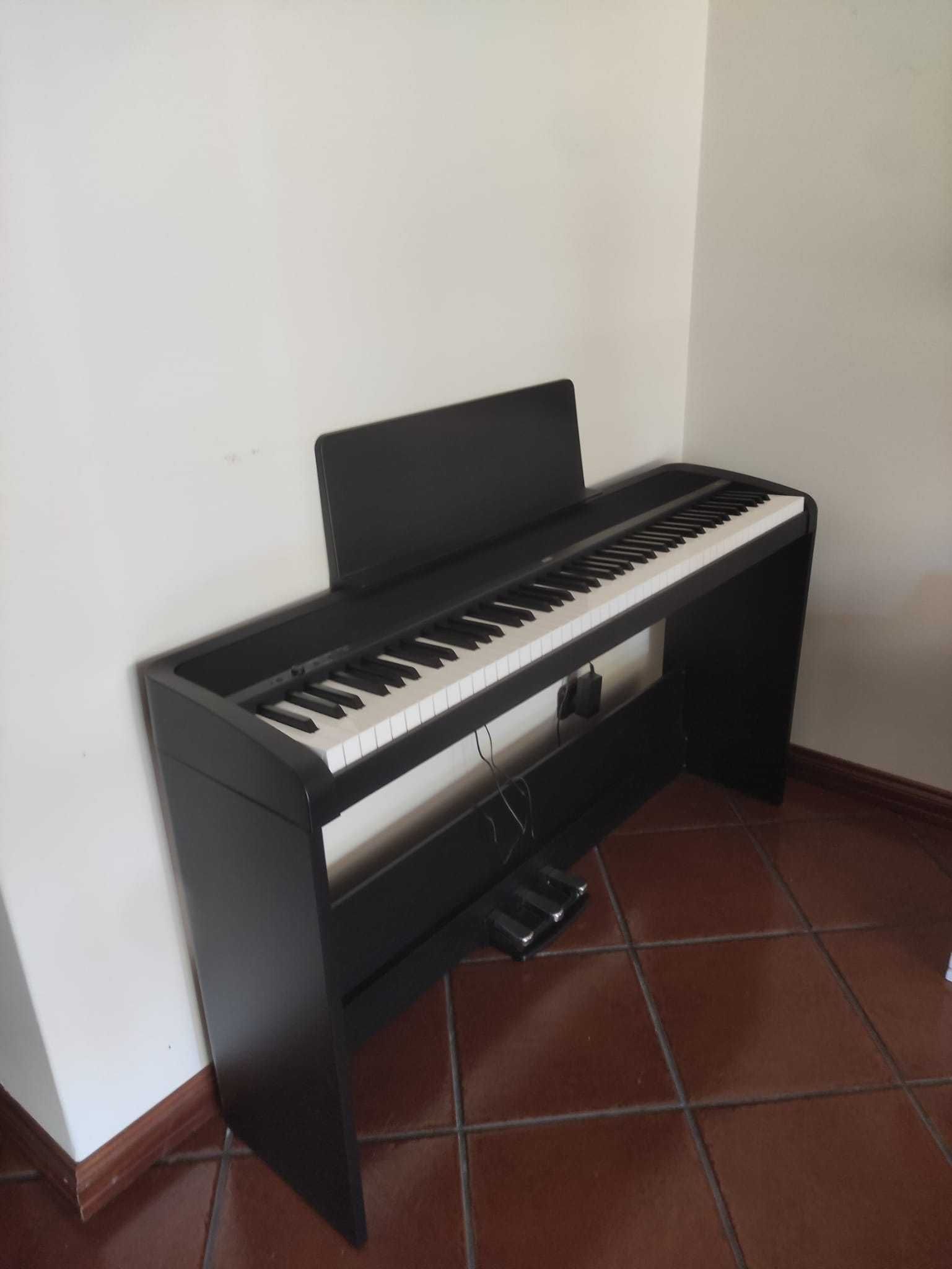 Vendo Piano Korg