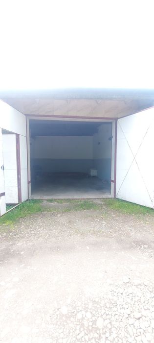 Оренда гаража в районі Анни Марії