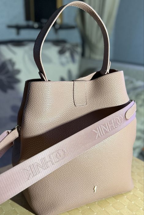 Жіноча сумка OCHNIK рожева з ремінцем