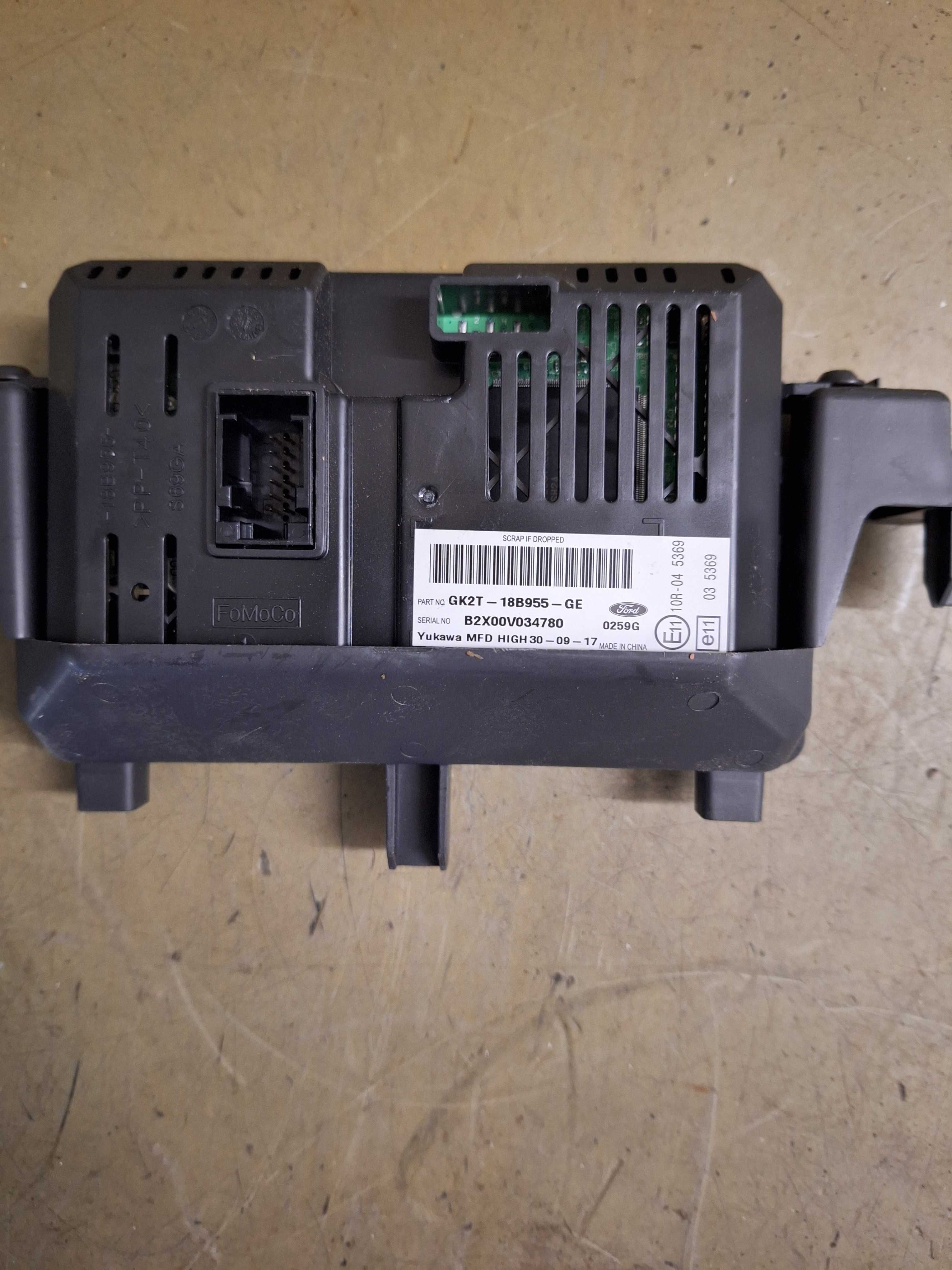 Wyswietlacz Ford Transit Custom 12-18 r