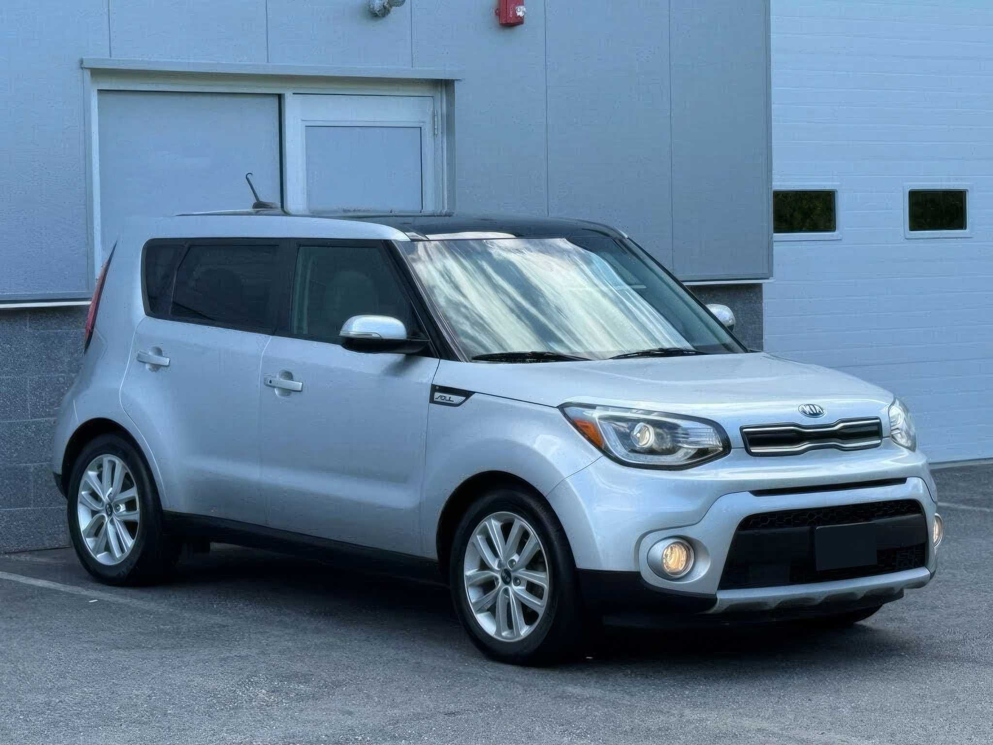 2019 Kia Soul + FWD