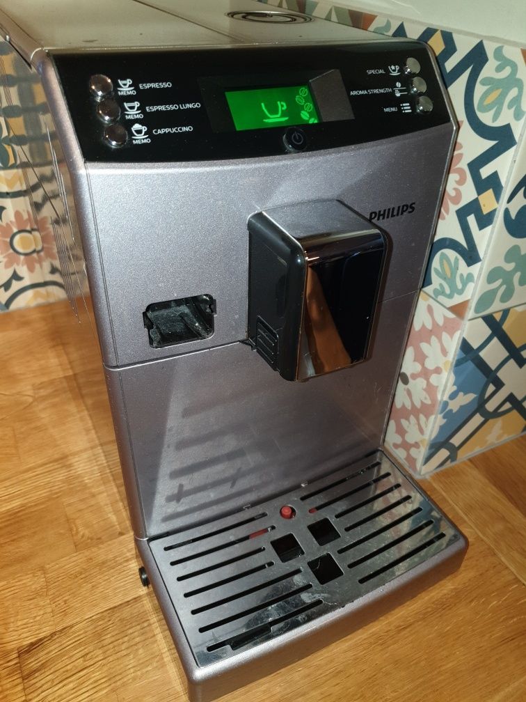 Ekspres do kawy automatic  Philips 8834/19