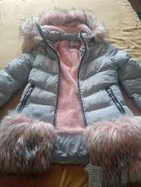 Zimowa kurtka dla dziewczynki. Rozmiar 158