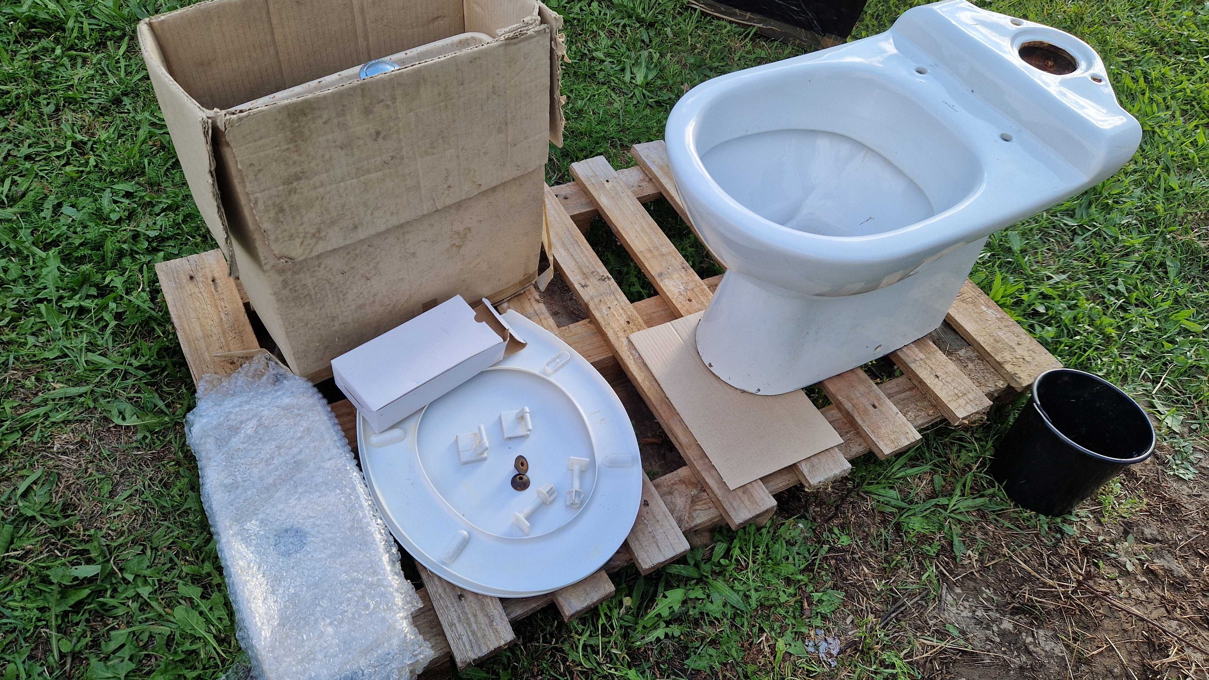 kabina sanitarna podwójna na toaletę WC toitoi