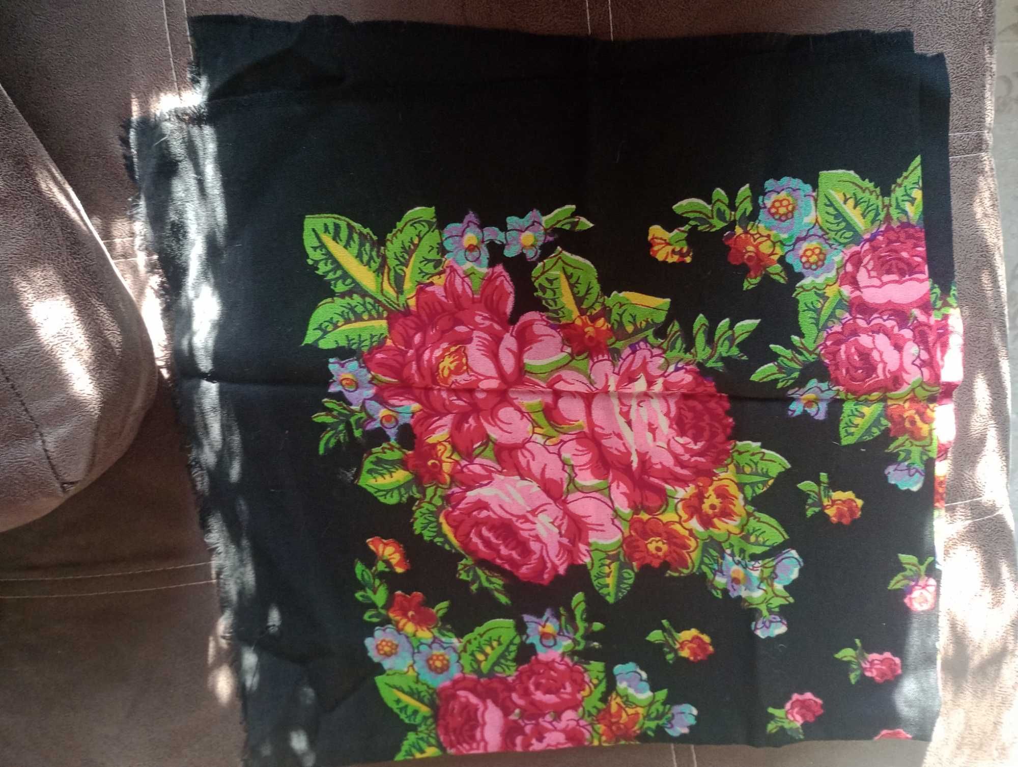 Продам новый женский платок