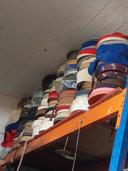 Vendo varios tipos de tiras ,de varias larguras .