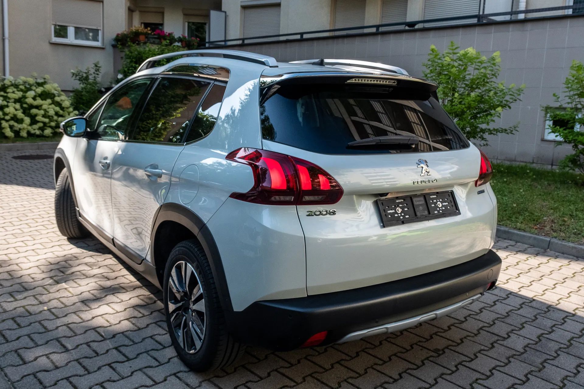 Peugeot 2008 Benzyna 110KM • Automat • Lift • Allure • Panorama • LED • Serwis ASO
