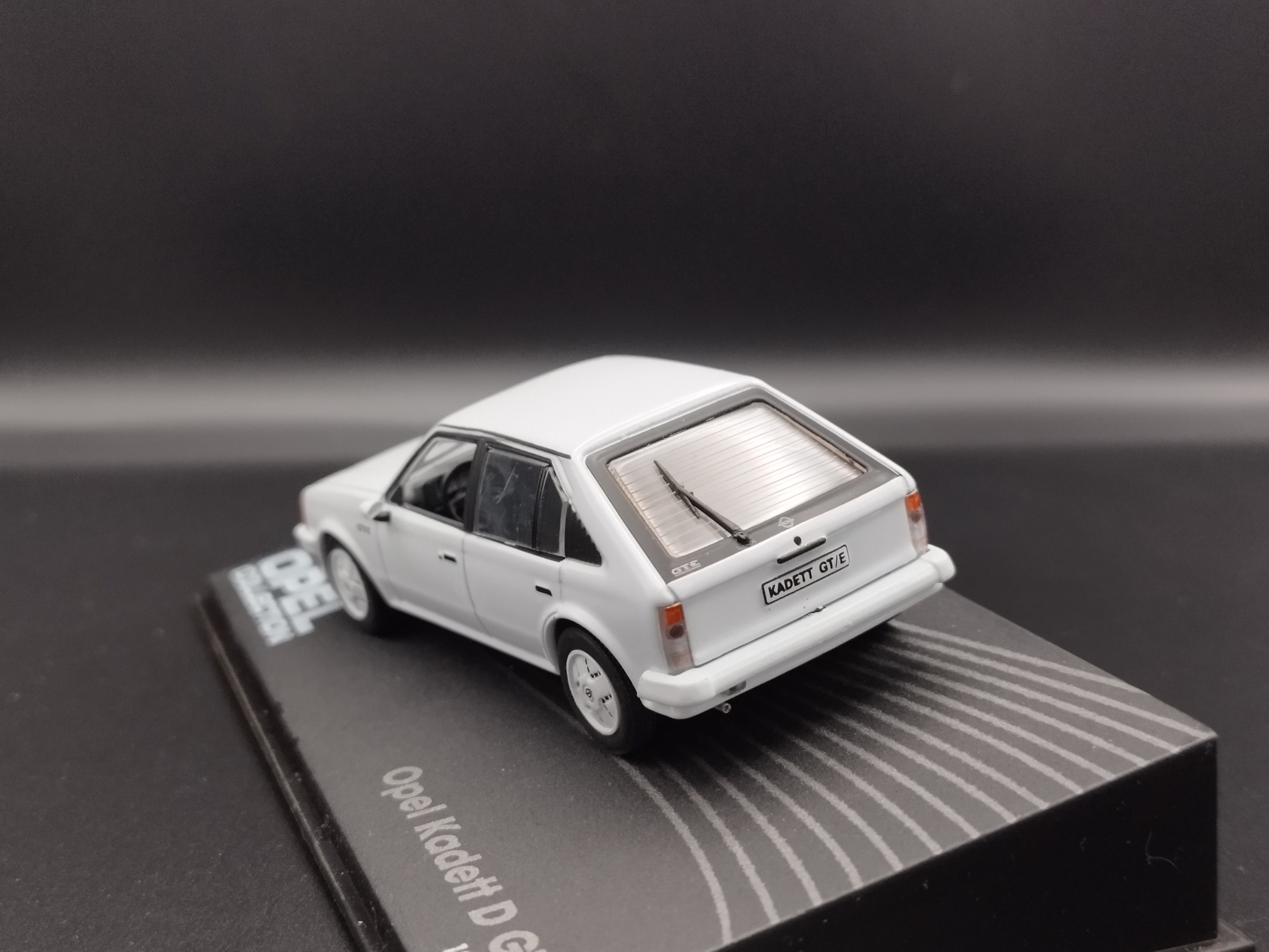 1:43 Opel Collection Kadett D  GT/E model używany