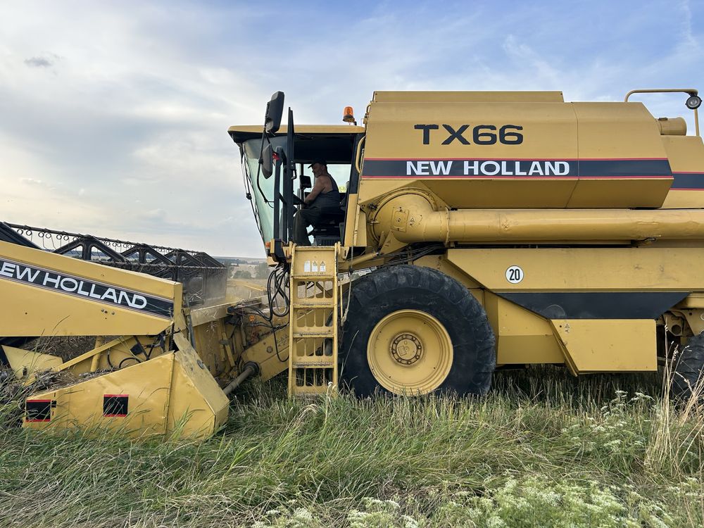 New Holland Tx 66