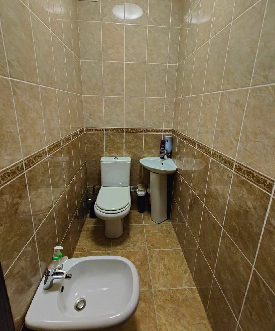 Продам 2к 78м2 з якісним ремонтом! Новобудова в центрі м. Буча!