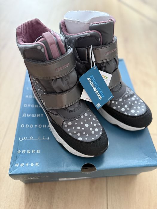 Круті зимові черевики для дівчинки зимние ботинки Geox Respira 37 24см
