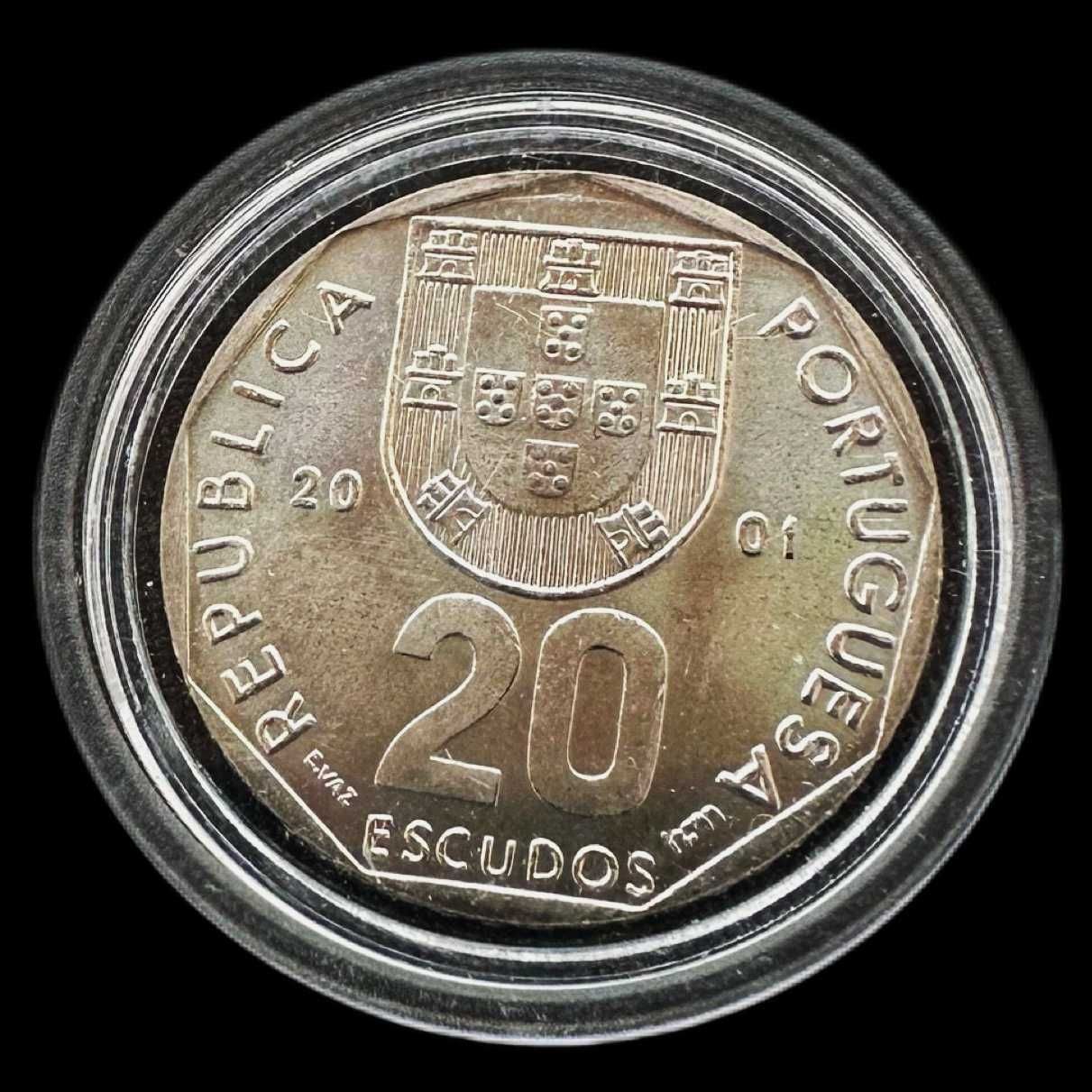 Moeda de 20 Escudos - 2001 - República Portuguesa