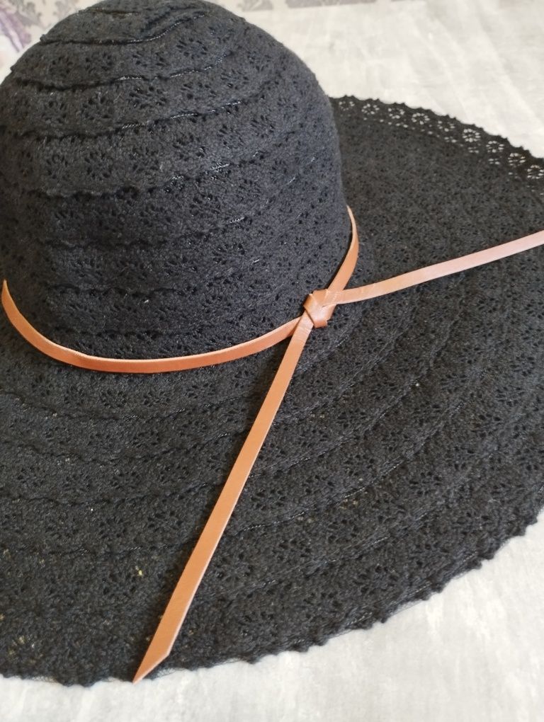 Широкополая ажурная шляпа чёрная ,размер 56