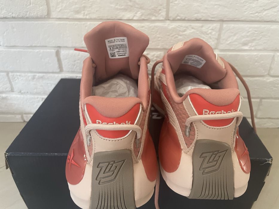 Buty Damskie Reebok roz.38,5 Stan jak Nowe