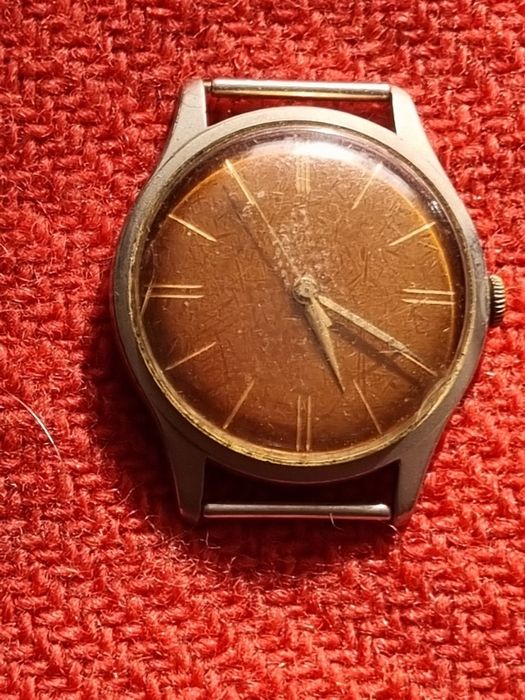 Zegarki do naprawy Timex zeg z NRD  I INNY