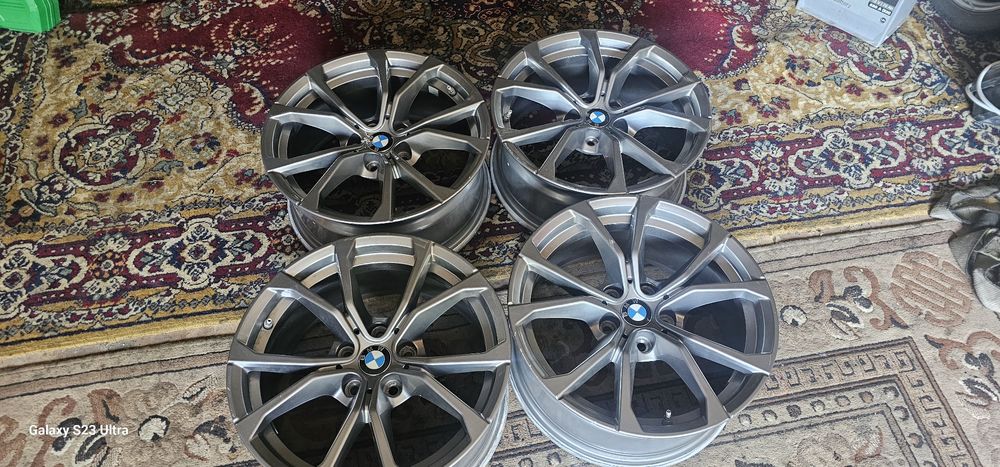 Диски р17 В хорошому стані