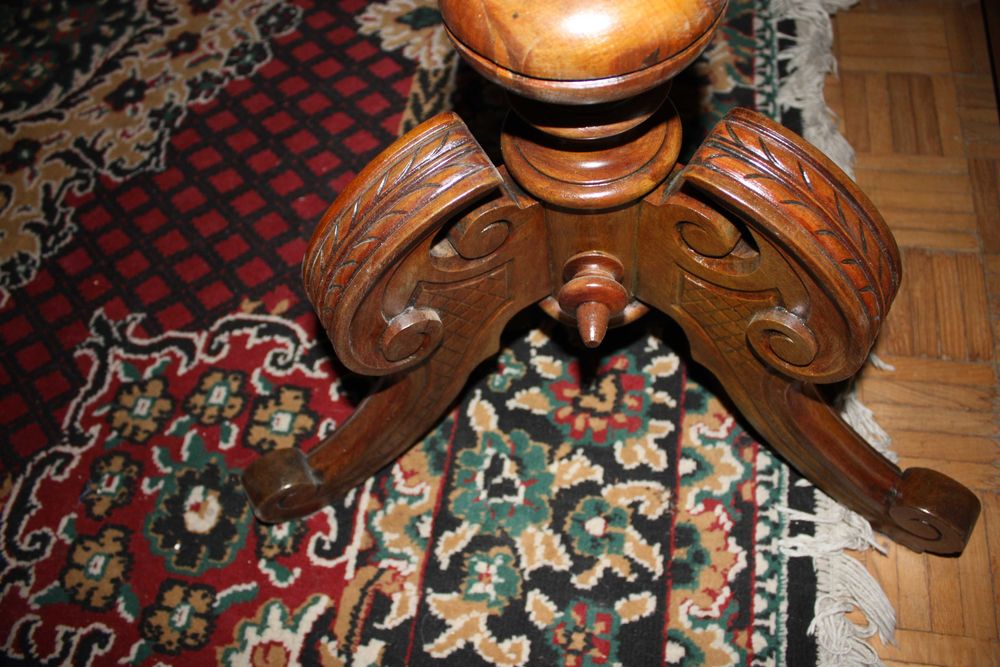 Piękny stół + 4 krzesła politura orzech, meble eklektyczne