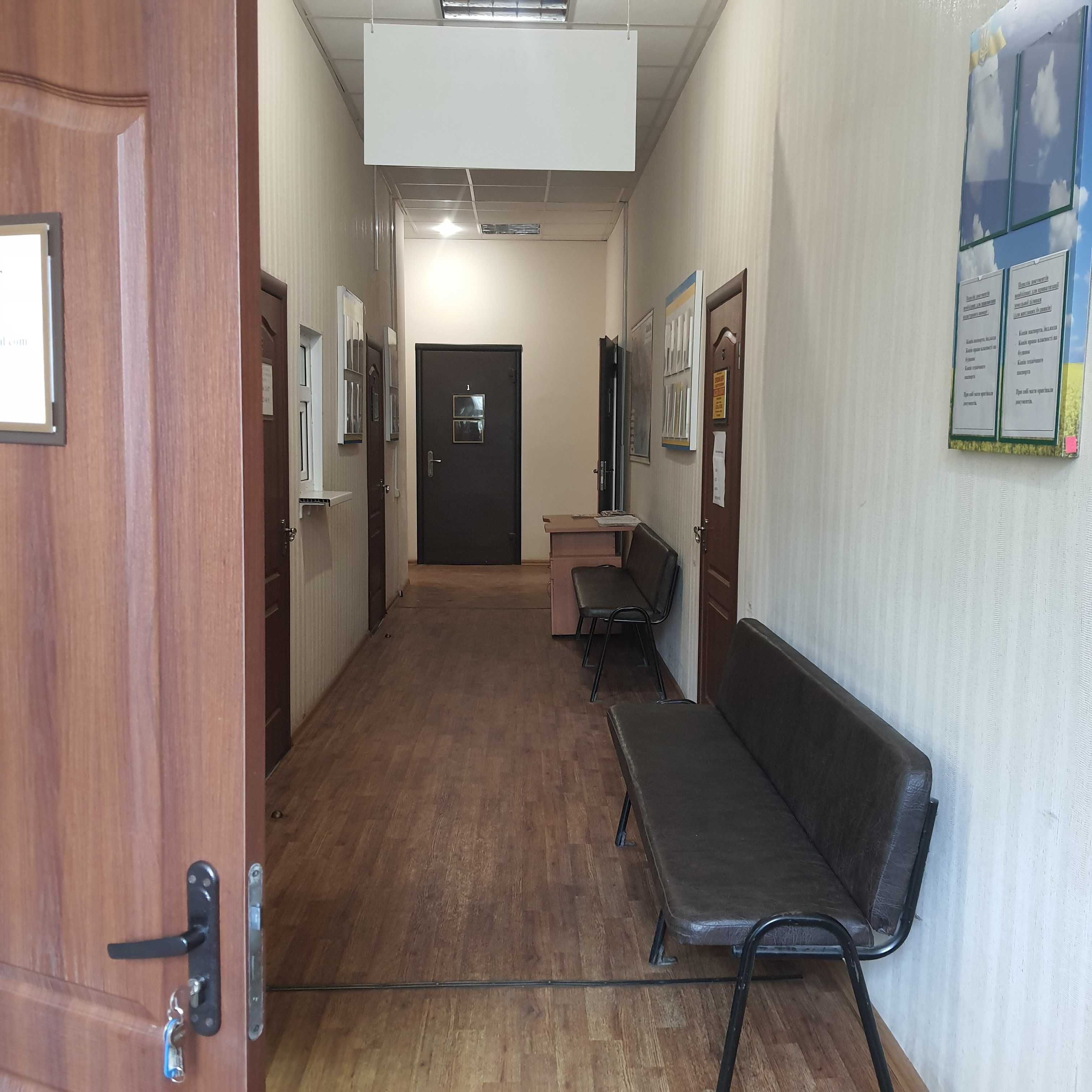 Оренда кабінета 10.2 м. кв., центр м. Самар