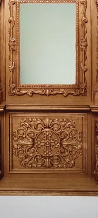 3d різьба Кіот, Бічний пристіл, іконостас