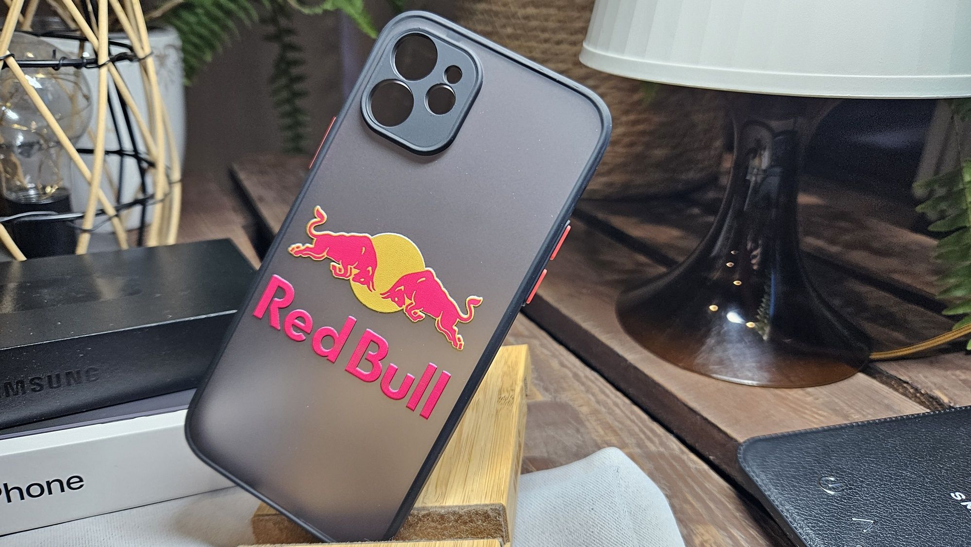 Etui RedBull Iphone12 Świąteczna Wyprzedaż