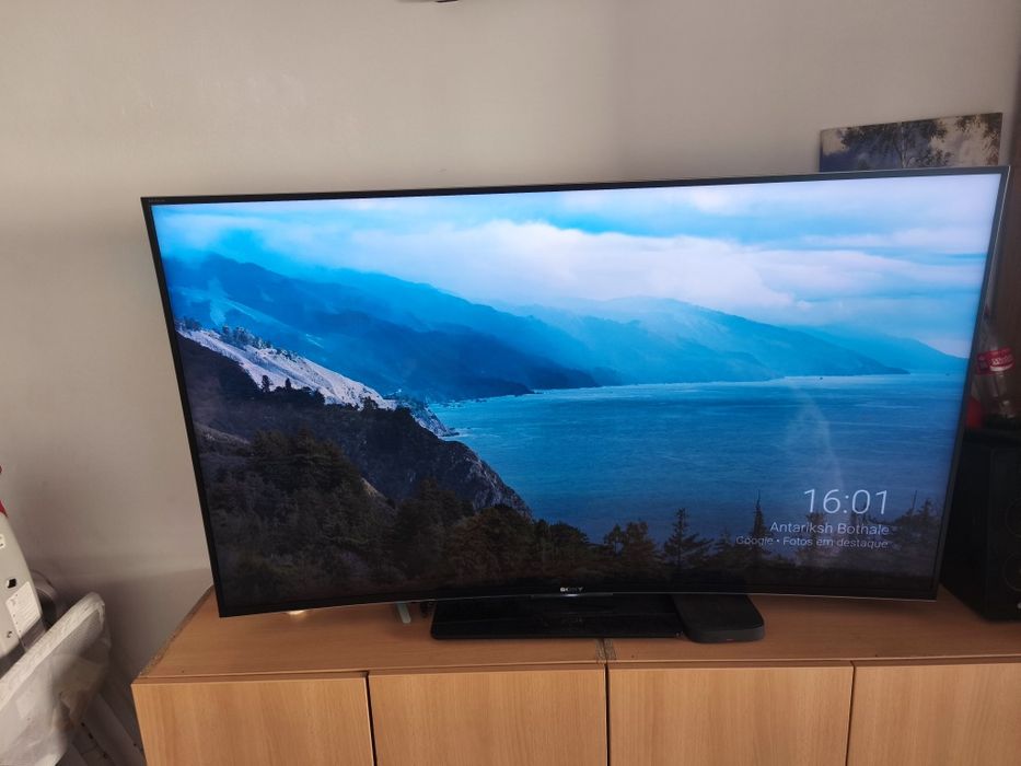 TV Sony curva 55" negociável