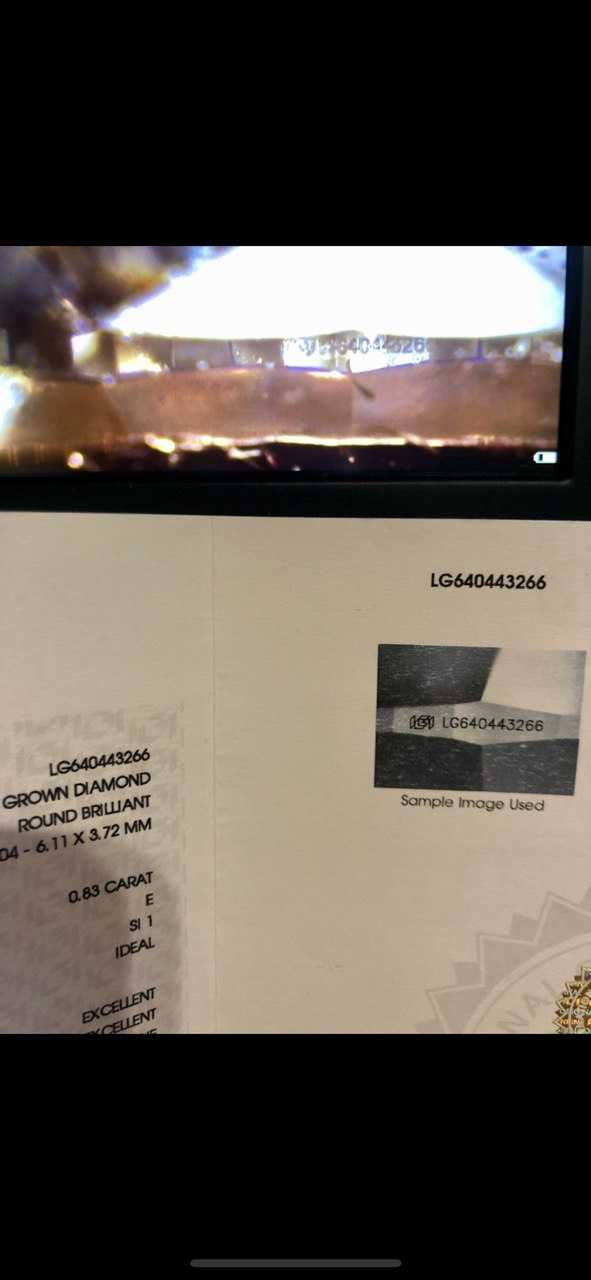 Золото 585 с камнем 0.83 карат