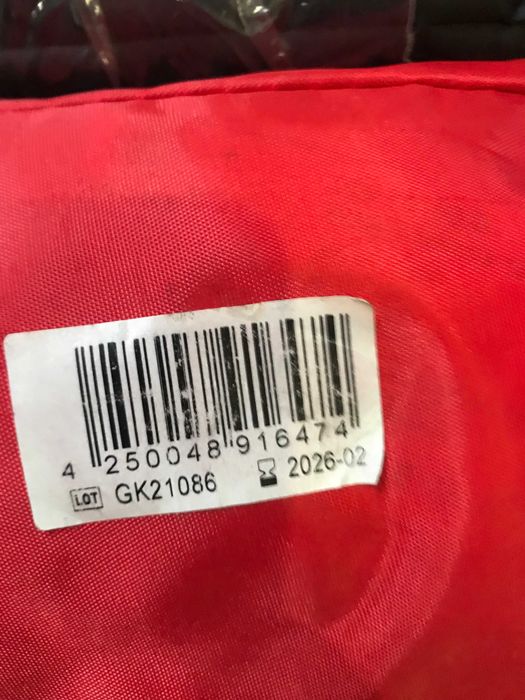 Автомобільний  набір    Комплект в авто (знак желетка аптечка)