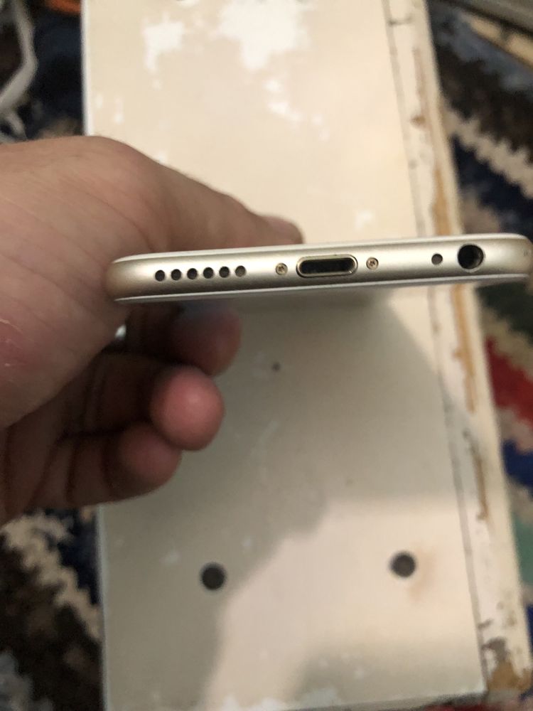 Продам айфон 6s 32gb