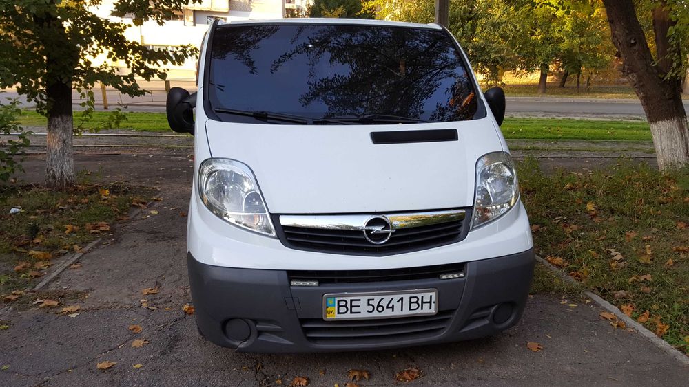 Продам опель Віваро 2.0